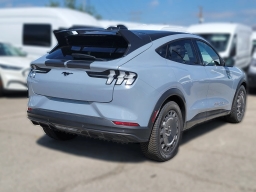 Ford Mustang Mach-E GT AWD 2025