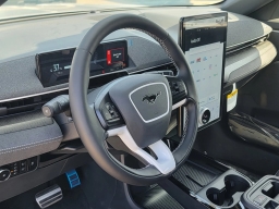 Ford Mustang Mach-E GT AWD 2025