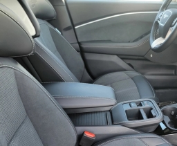 Ford Mustang Mach-E GT AWD 2025