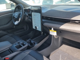 Ford Mustang Mach-E GT AWD 2025