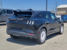 Ford Mustang Mach-E GT AWD 2025