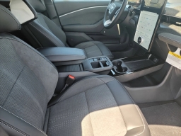 Ford Mustang Mach-E GT AWD 2025