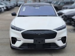 Ford Mustang Mach-E GT AWD 2025