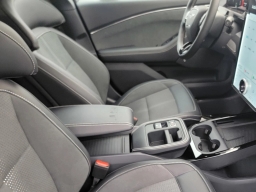 Ford Mustang Mach-E GT AWD 2025