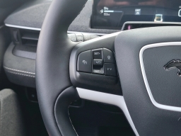 Ford Mustang Mach-E GT AWD 2025