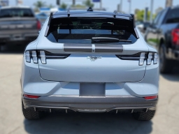 Ford Mustang Mach-E GT AWD 2025