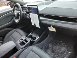 Ford Mustang Mach-E GT AWD 2025