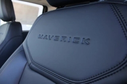 Ford Maverick LARIAT AWD SuperCrew 2025