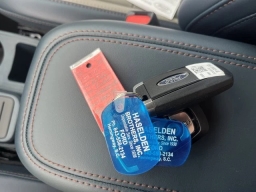 Ford Maverick LARIAT AWD SuperCrew 2026