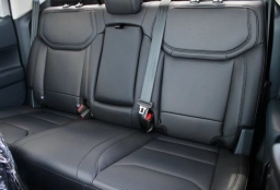 Ford Maverick LARIAT AWD SuperCrew 2025