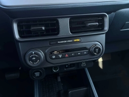 Ford Maverick LARIAT AWD SuperCrew 2025