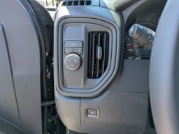 Chevrolet Silverado 1500 Work Truck 2WD Reg Cab 140" 2025