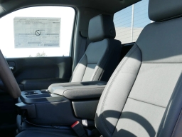 Chevrolet Silverado 1500 Work Truck 4WD Reg Cab 140" 2026