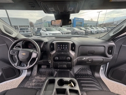 Chevrolet Silverado 1500 Work Truck 4WD Reg Cab 140" 2026