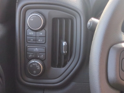 Chevrolet Silverado 1500 Work Truck 4WD Reg Cab 126" 2026