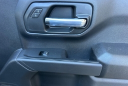 Chevrolet Silverado 1500 Custom 2WD Crew Cab 147" 2026