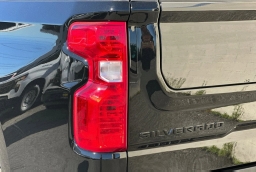 Chevrolet Silverado 1500 Custom 2WD Crew Cab 147" 2026