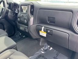Chevrolet Silverado 1500 Custom 2WD Crew Cab 147" 2026