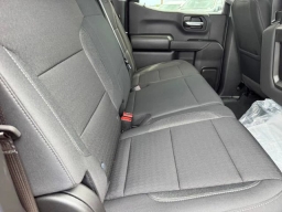 Chevrolet Silverado 1500 Custom 2WD Crew Cab 147" 2026