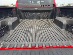 Chevrolet Silverado 1500 LT 2WD Crew Cab 147" 2025