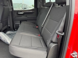 Chevrolet Silverado 1500 LT 2WD Crew Cab 147" 2025