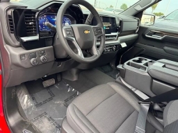 Chevrolet Silverado 1500 LT 2WD Crew Cab 147" 2025