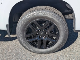 Chevrolet Silverado 1500 Custom 4WD Crew Cab 157" 2026