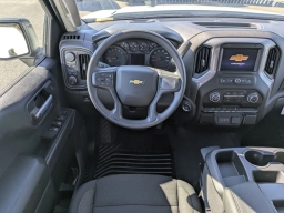 Chevrolet Silverado 1500 Custom 4WD Crew Cab 157" 2026