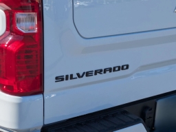 Chevrolet Silverado 1500 Custom 4WD Crew Cab 157" 2026