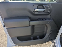 Chevrolet Silverado 1500 Custom 4WD Crew Cab 157" 2026