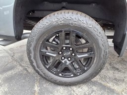 Chevrolet Silverado 1500 Custom Trail Boss 4WD Crew Cab 157" 2026