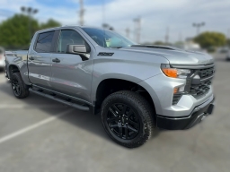 Chevrolet Silverado 1500 Custom Trail Boss 4WD Crew Cab 157" 2026