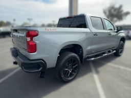 Chevrolet Silverado 1500 Custom Trail Boss 4WD Crew Cab 157" 2026