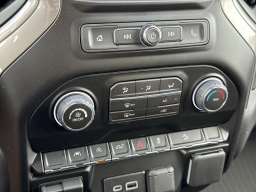 Chevrolet Silverado 1500 Custom Trail Boss 4WD Crew Cab 157" 2026