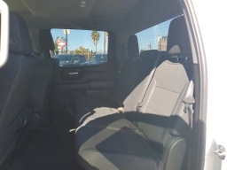 Chevrolet Silverado 1500 Custom Trail Boss 4WD Crew Cab 147" 2026