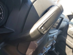 Chevrolet Silverado 1500 Custom Trail Boss 4WD Crew Cab 147" 2026