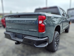 Chevrolet Silverado 1500 Custom Trail Boss 4WD Crew Cab 157" 2026