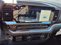 Chevrolet Silverado 1500 LT 4WD Crew Cab 147" 2026