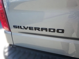 Chevrolet Silverado 1500 Custom Trail Boss 4WD Crew Cab 157" 2026