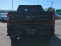 Chevrolet Silverado 1500 Custom Trail Boss 4WD Crew Cab 157" 2026