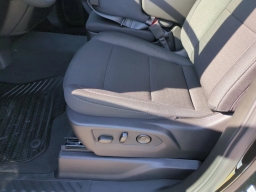 Chevrolet Silverado 1500 Custom Trail Boss 4WD Crew Cab 157" 2026