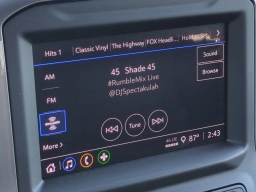 Chevrolet Silverado 1500 Custom Trail Boss 4WD Crew Cab 157" 2026