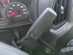 Chevrolet Silverado 1500 Custom Trail Boss 4WD Crew Cab 157" 2026