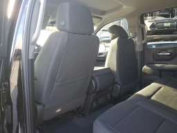 Chevrolet Silverado 1500 Custom Trail Boss 4WD Crew Cab 157" 2026