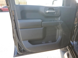 Chevrolet Silverado 1500 Custom Trail Boss 4WD Crew Cab 157" 2026