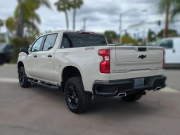 Chevrolet Silverado 1500 Custom Trail Boss 4WD Crew Cab 157" 2026