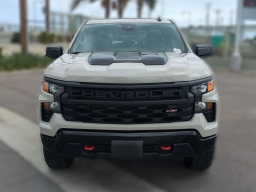 Chevrolet Silverado 1500 Custom Trail Boss 4WD Crew Cab 157" 2026
