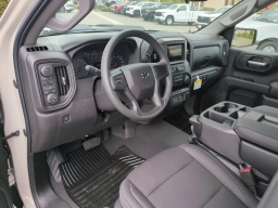 Chevrolet Silverado 1500 Custom Trail Boss 4WD Crew Cab 157" 2026