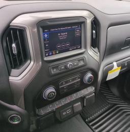 Chevrolet Silverado 1500 Custom Trail Boss 4WD Crew Cab 157" 2026