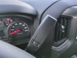 Chevrolet Silverado 1500 Custom Trail Boss 4WD Crew Cab 157" 2026